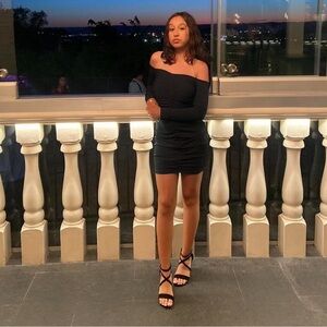 Green Off Shoulder Bodycon Dress